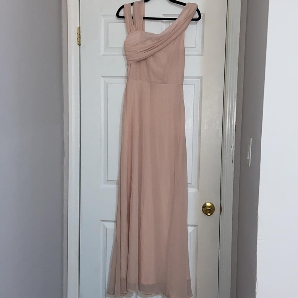 Long maxi lovely light pink dress